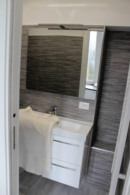 Au Coeur De La Vieille Apartamento *